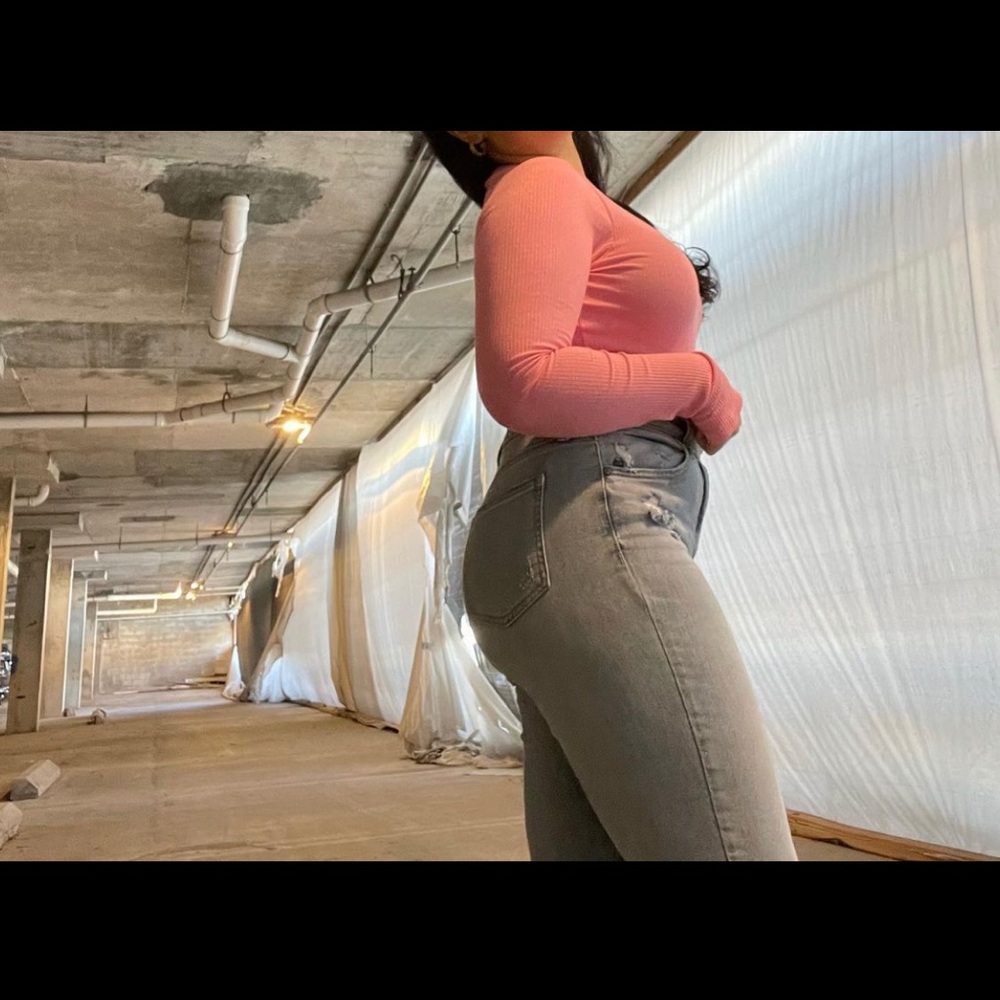 PINK LONG SLEEVE CROP TOP